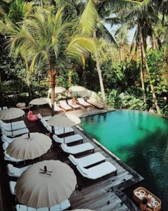 GoddessesOFLove88Beauty kullanıcısının I m in my GLOW UP ERA albümü -  4 fotoğraf