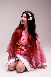 folinskayyyaのcosplay Nezukoの 2枚の写真