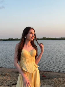 WhiteKellyA piece of the sun ☀ Bild