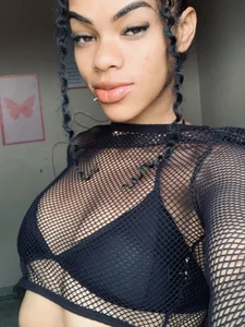 Cammgirlmii Public Pic 4