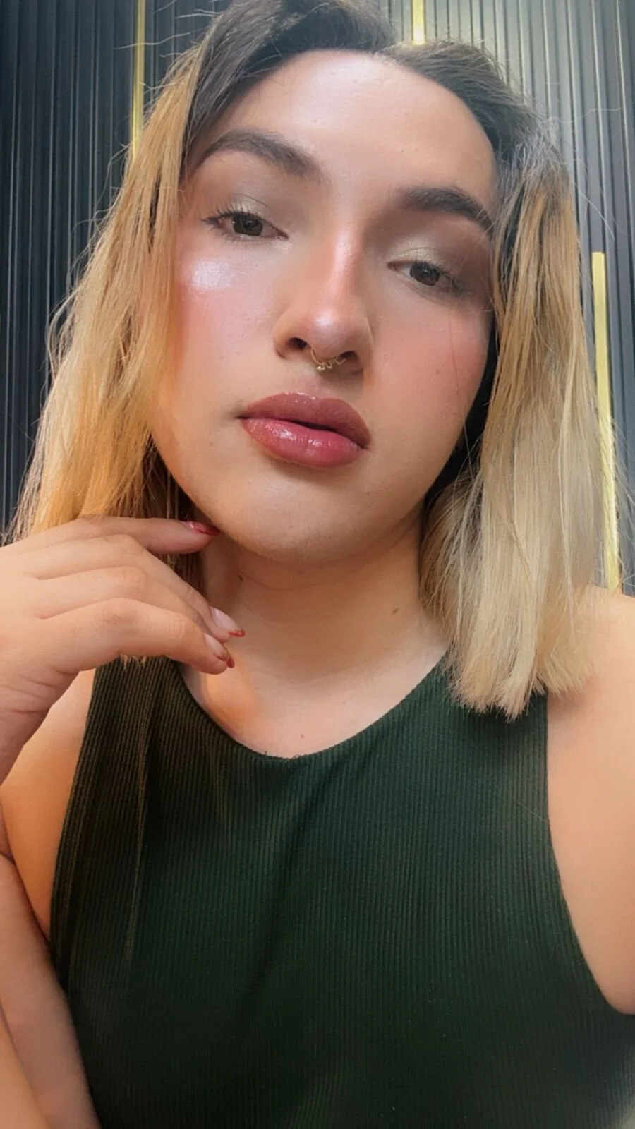 TomLondon_ “Stay… this is just getting interesting.” صورة واحدة|TomLondon_ “Stay… this is just getting interesting.” صورتان|TomLondon_ “Stay… this is just getting interesting.”  2 صور|TomLondon_ “Stay… this is just getting interesting.”  2 صورة