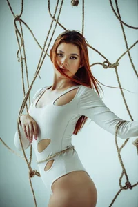 AylinMillerxs kullanıcısının Between strings and skin🔗🤎 albümü -  4 fotoğraf