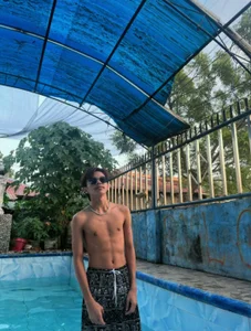 pnoyfckerxch Public Hình 3