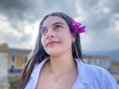 AtheneaRossi FLOWERS Pic 6