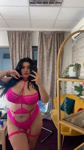 boobzilla_ Wich one?🖤💗🤍 Foto 3