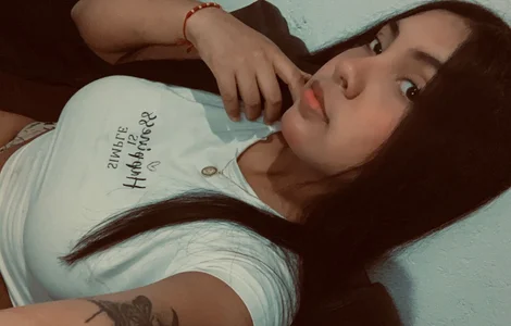 SamanthaGrace1 Public Pic 3