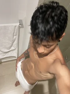 Esteban_Knight 🚿🚿🛀🏻 Pic
