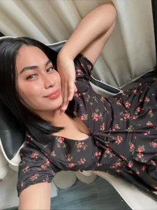 Sweetasian_cum kullanıcısının Pretty ellie✨ albümü -  3 fotoğraf