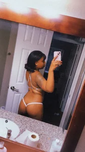 Honeydripping Public Pic 4