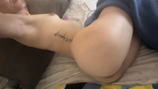 CJSquirts15 Public Pic 3