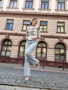 MysticVenus_ There’s a story here — if you look close enough Εικόνα 4