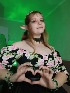 Stream looks od Luna404  5 snímek