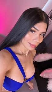 JanyLunaaSelfie time图片 3