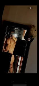 Dominic_Joness Public Hình 5