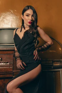 AmyArmstrong Vinyl Nights Pic 6