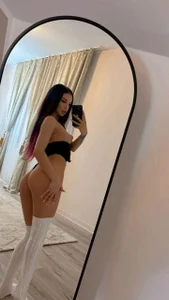 VelmaEvans cutie pie Pic 3