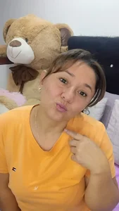 AngelRouss hoy es vienes y el cuerpo los sabe Hình