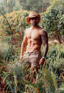 miike_smit me cowboy Poză