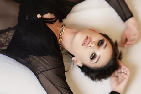 ValerieFaye Public Pic 5