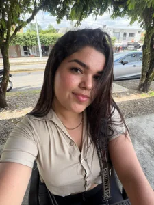 AlysaJayne Public Gambar 3