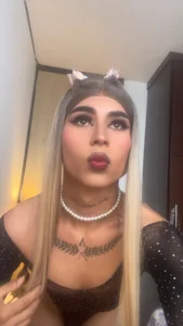 alisoondrean_ ✨ Pic 2