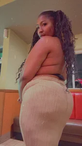 LadyEchoのPublicの 6枚の写真