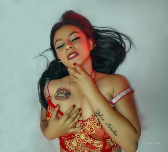 Liastarkhelllo图片