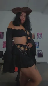 gigiqueen1 gigi pirate 사진