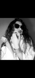 Brendaajames Black and white Pic 3