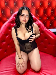 Maia_Cute_ Hott 🔥 Kuva 4