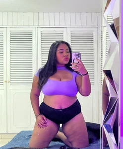 EmmaLebrun 💜💜 Hình 2