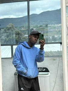 Gael_Dian Hi guys i am Gael Pic 6