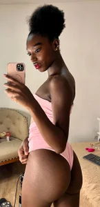 SamantaMarquez Sexy brunette😈 Fotka 3