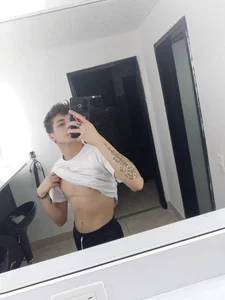 stonne69 white 😎 Foto 3