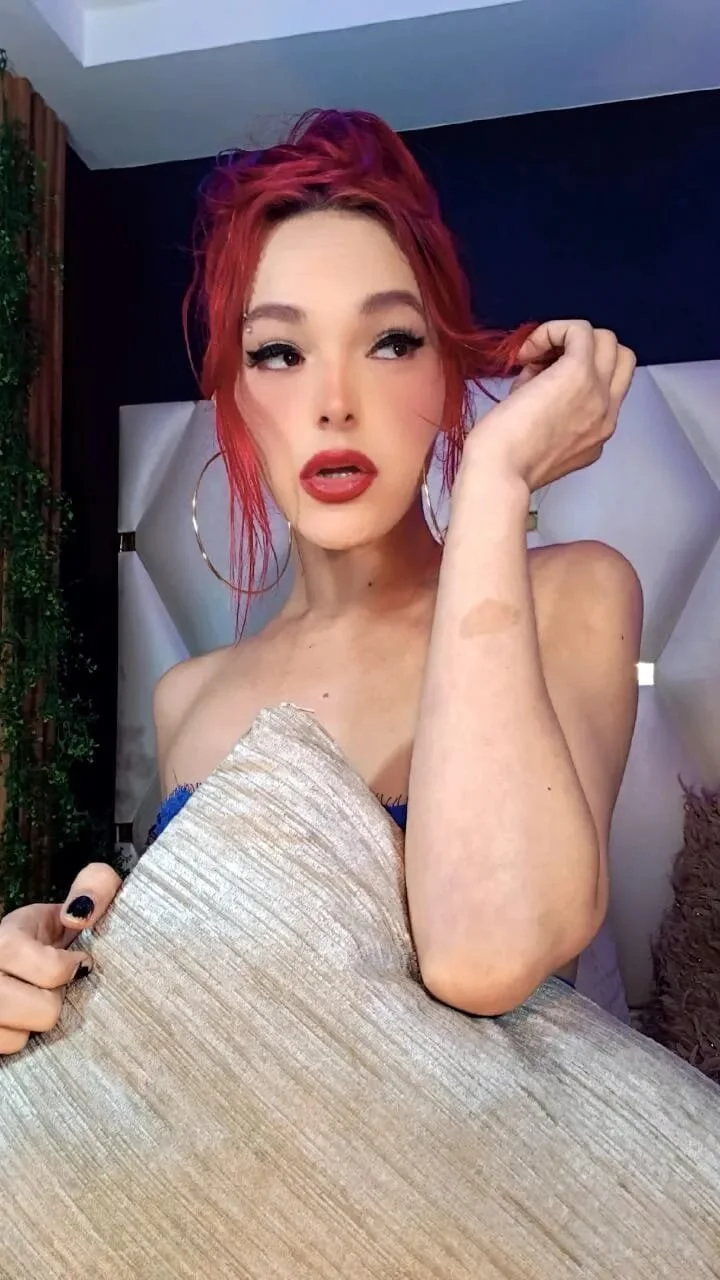 AnnaRouseQueenHey baby 💖图片