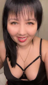 green-eyed-witch my mood is so hot, i want to play Pic 2