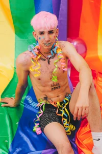 SebasFallon PRIDE 2023 Hình 6
