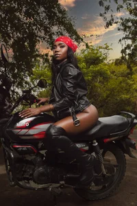 Tessa_Owenss Let the desire run for your veins and come to discover the world with me🔥💦😈 Pic 4