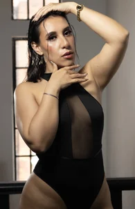 Gald_Hardy 🔥Lady in 'Black🔥 Pic 2