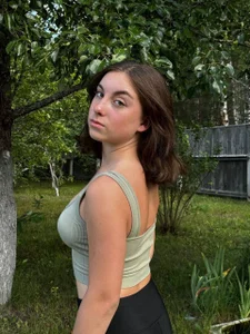 KareyHamad Public Pic 4