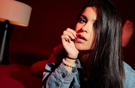 MiaMillers28: Red room❤️‍🔥 ( 3 фото)