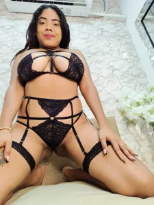 NinaCapelli Public Foto 2