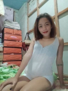 Pretty_christine01 kullanıcısının "me" albümü -  8 fotoğraf