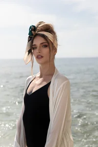 Confidence is her best accessory de Miss_Monroe  Imagens