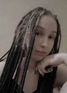 AnaArney Public Pic 2