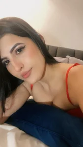 sarah_montale1 Public 사진