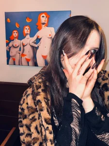 1kTimes_goodnight OMG that's naked women behind me??? Bilde 3