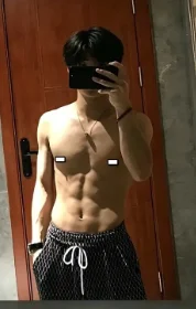 yangqianyue's XXX Nude Photo 1