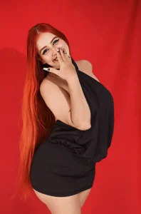 kirasweet7 😏 “I uploaded some photos… but only for people with good taste 👀🔥” Fotka