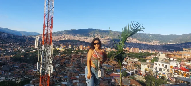 Sophie-hatter My trip to Medellin 🌸 Pic 2